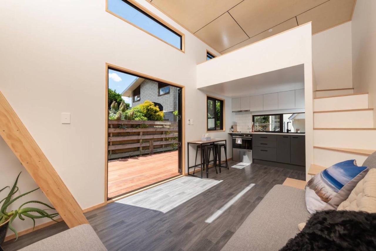 הוילה טאורנגה Cozy Tiny House Hideaway מראה חיצוני תמונה