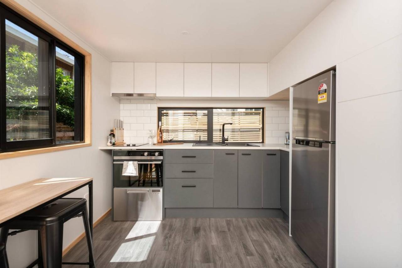 הוילה טאורנגה Cozy Tiny House Hideaway מראה חיצוני תמונה